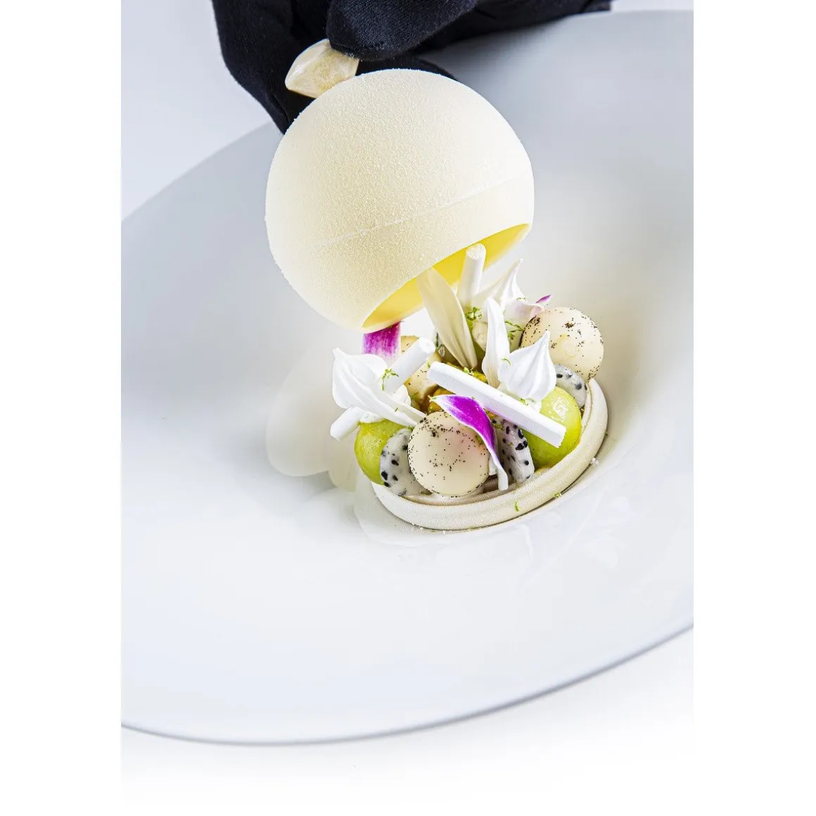 Dobla Chocoladedecoratie Bol Velvet Wit (22 stuks)