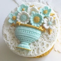 Katy Sue Mold Kleine Bloemen