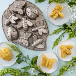 Nordic Ware Backyard Bugs Bakvorm