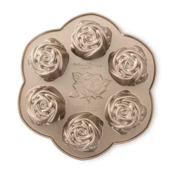 Nordic Ware Rozen Bakvorm